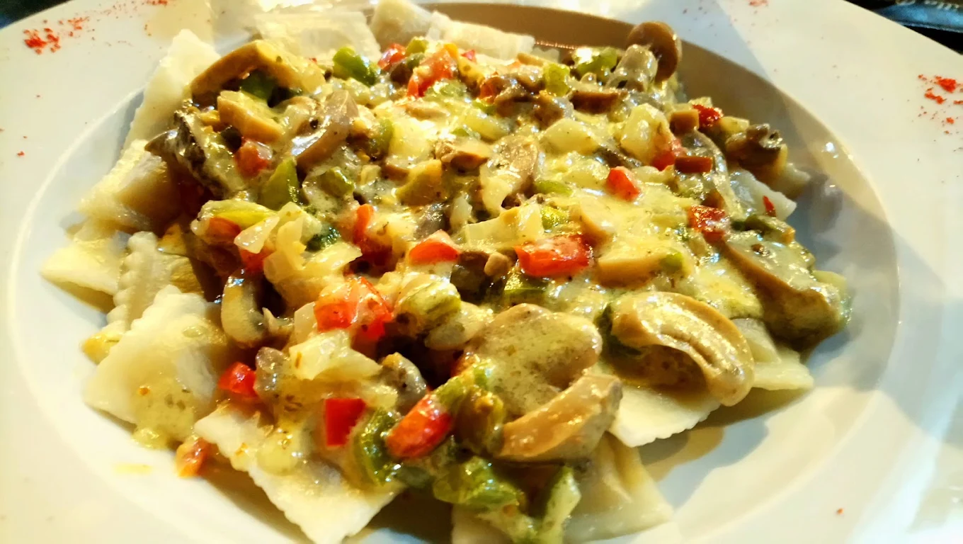 Raviolón de Lomo al Vino Blanco